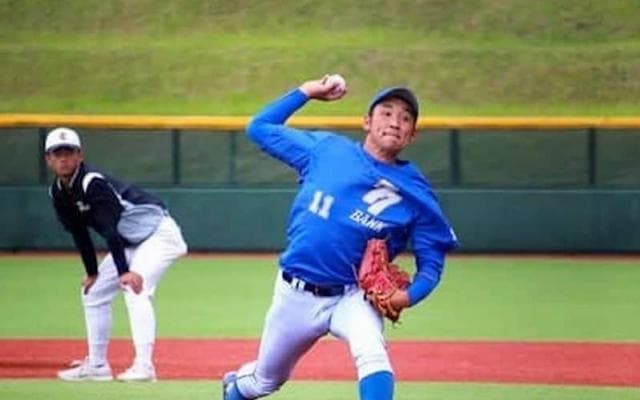 銀行員かプロ野球選手か。運命のドラフトを待つ大型151キロ右腕