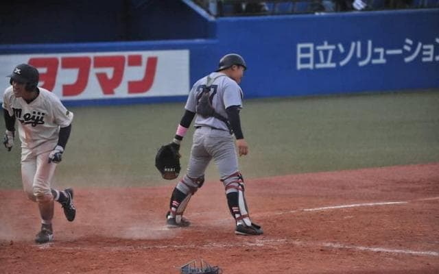 緊迫した投手戦を繰り広げるも、最終回に失点し優勝を逃す フレッシュトーナメント決勝 明大戦