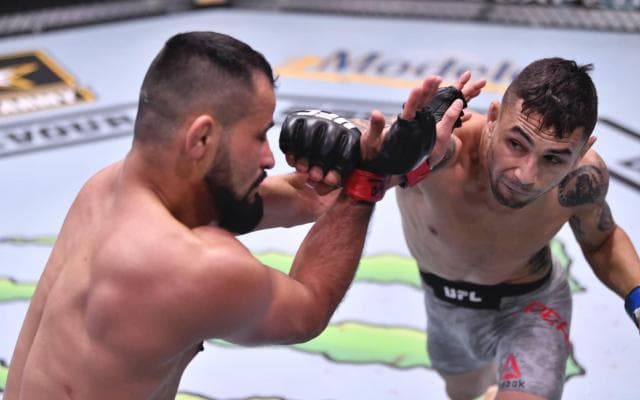 『UFC255』男女軽量級ダブルタイトルマッチ！フライ級王者フィゲイレードの初防衛＆女子フライ級シェフチェンコ４度目の防衛なるか!?