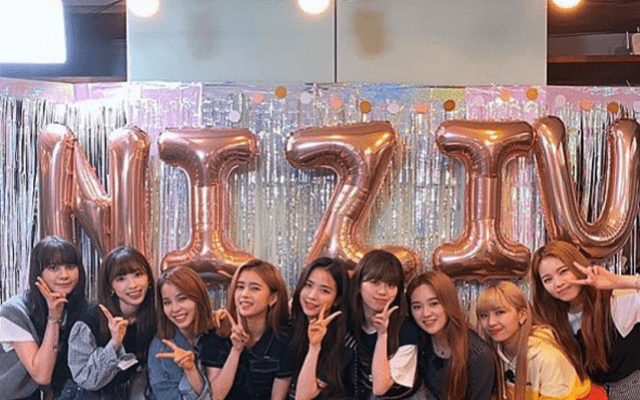 NiziU♡MV再生数750万越え！うさぎダンスで席巻