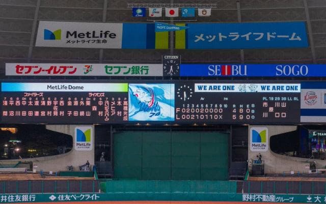 お馴染み〝横長〟Ｌビジョンの解体に膨らむ、大型ビジョンへの期待