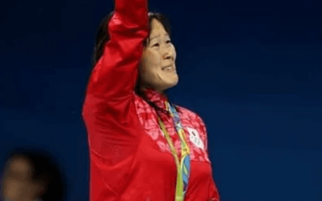 ネガティブなスイマーが五輪で金メダルを獲るまで。金藤理絵の長い苦闘