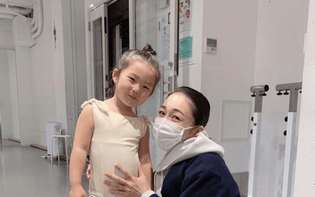 「将来楽しみですね🎵」土屋アンナ愛娘が「バレエデビュー。初めてのレオタード💕」