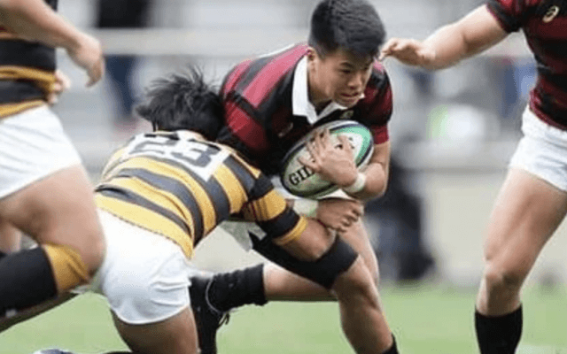 早大の大物ルーキーは「持っている男」。初先発初トライでチームに弾み