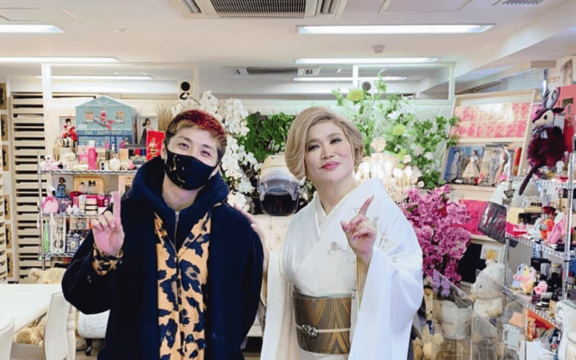 コジマイサム「（香水）ダンスを追求するIKKOさんの姿勢」を綴る