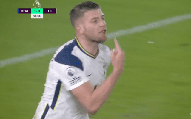 【動画】アルデルヴァイレルトとベイルがゴール前で見事なクリア