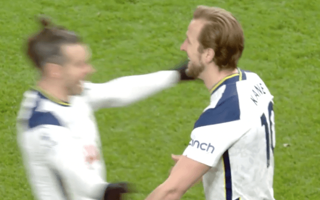 【動画】トッテナムFWケインとアーセナルFWオーバメヤンが強烈なシュートを突き刺す