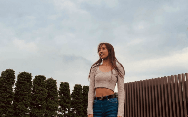 脚線美プロダンサー・HONOKA（ほのか）が「🌸🎓高校卒業致しました🎓🌸」