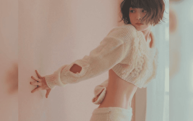 伊原六花、くびれに反響「可愛い💗」「腹筋羨ましい😭」