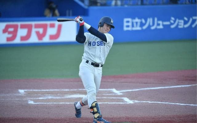 ドラフト指名も、打率はリーグ最下位「情けない」　法大・岡田悠希が復活の2安打