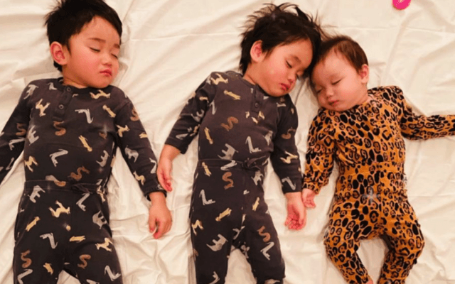 🌈平愛梨✨３兄弟の不思議〇〇リンク⁉️に「また同じ姿ですか😅」