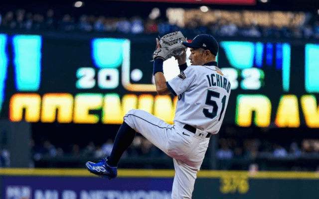 ⚾︎イチロー、始球式📺動画が世界中で驚異の再生数