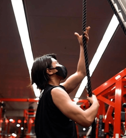 📸山下智久🌙GWに夜トレ「上腕二頭筋❤️」「山P凄い❣️」の声