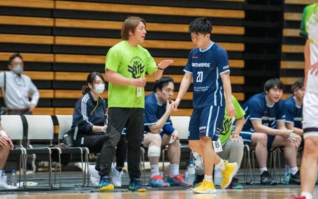 アースフレンズBM 選手兼任監督・宮崎大輔-ハンドボール界のレジェンドは、ファンと共に次なる伝説を作り出す（前編）