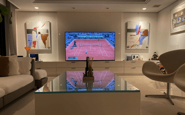 「お家でRoland Garros」🎾伊達公子、広々🏠自宅リビングに「素敵✨」の声