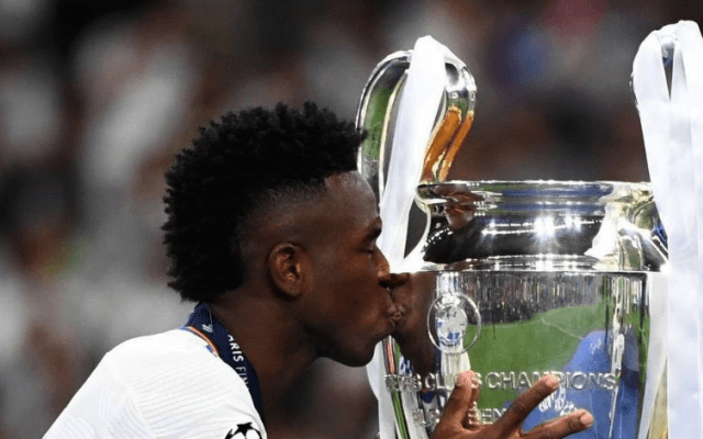 「ビニシウスって誰だw」「😡ヴィニシウスでしょ」サポ困惑⁉️選手のカタカナ表記に論争⚽️