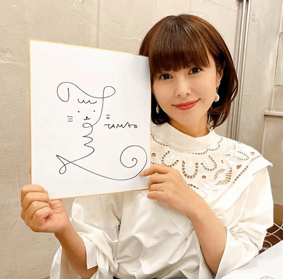 🌈さとう玉緒、49歳の最新ショットに「なつい〜ね"✊(●´Д｀●)✊〟」の声