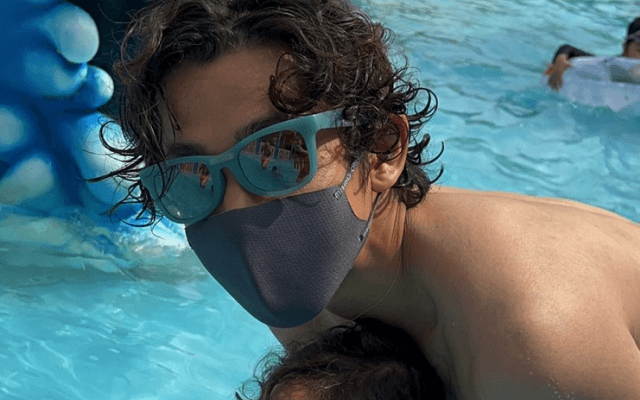 ⛸織田信成、激似❤️子供たちと🏖家族でプール遊びに反響