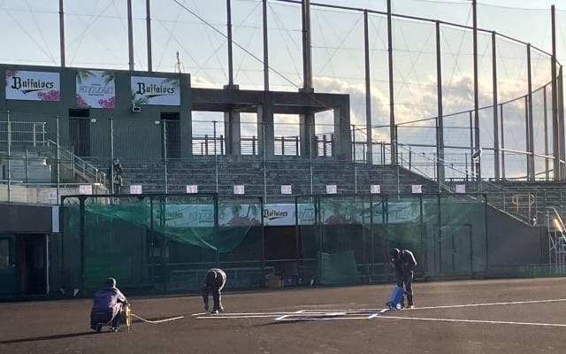 「水がグラウンド状態を左右する」南国・宮崎の球場を支えるプロ集団