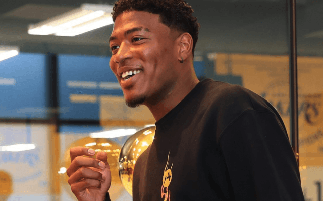 🏀八村塁、レイカーズと再契約で「Run it back!! 💛💜」8月W杯は欠場