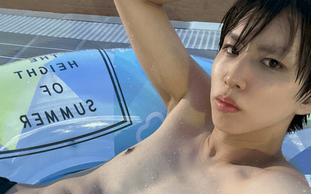 「水も滴るイケメン💖」はじめしゃちょー、腹筋割れてる⁉️問題にネットざわつく