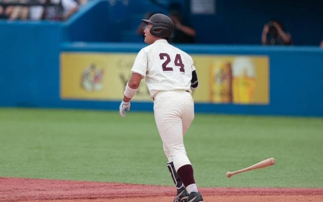 「とんでもない」小宮山監督もうなる2連発　吉納の豪快打棒で早大がV奪回へ好発進