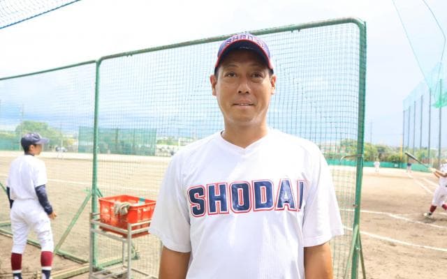 リーグ戦とスポーツマンシップでチームをさらに前向きに、たくましく。千葉商大付、吉原拓監督の挑戦