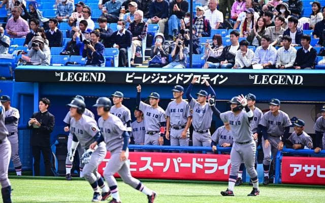 プロ注目右腕・村田を初回に攻略　慶大が猛打で単独首位…打線引っ張る3冠王視野の4番