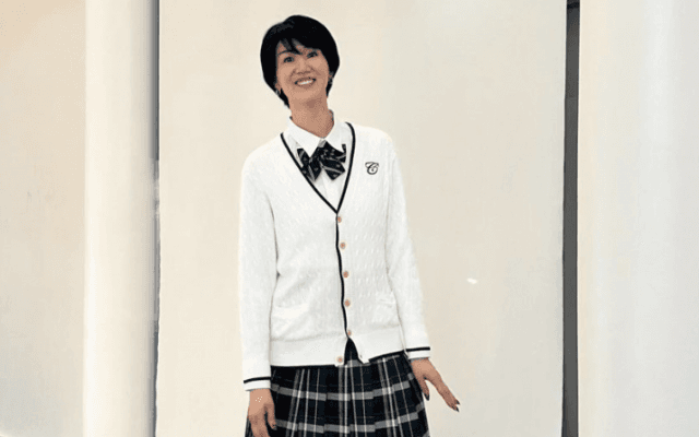 「春高バレー❣️」「プリンセス❤️めぐちゃん」栗原恵、9頭身😳制服姿にいいね続々✨