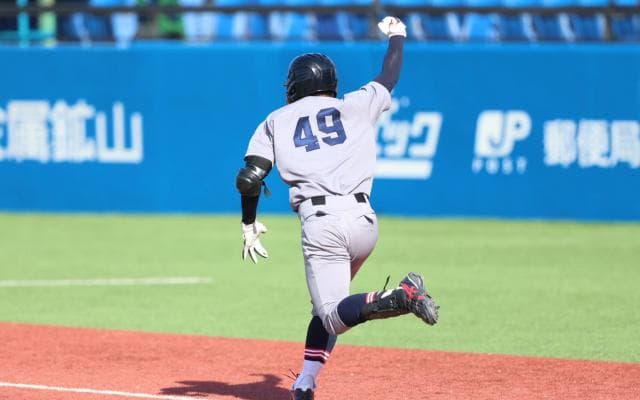 慶大・堀井監督の“神懸かり采配”…代打陣驚異の「5の4」　スーパー1年生が再び殊勲打