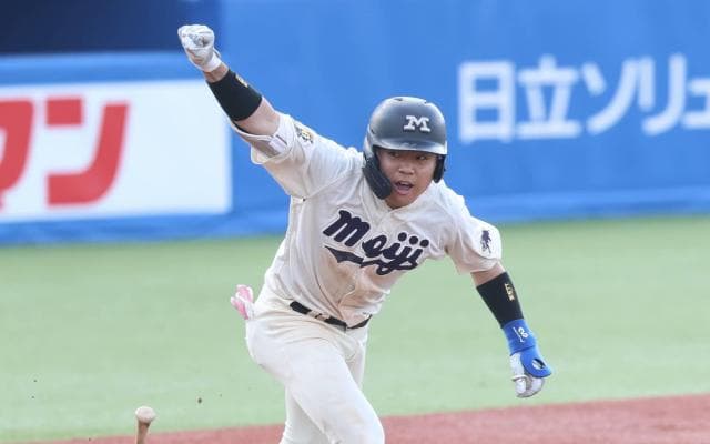 明大9回逆転サヨナラでプロ注目のエース感涙　殊勲打の2年生「なんとしても期待に応えたかった」