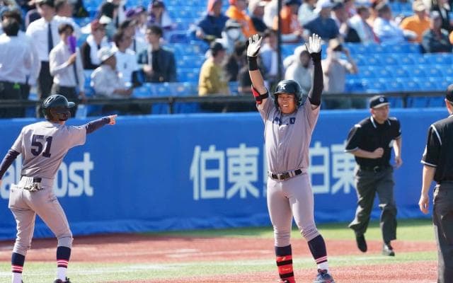 慶大“起死回生返し”でドロー　2点ビハインド延長12回2死から2年生が同点三塁打