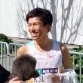 前日本記録保持者の鈴木健吾が日本人２位と健闘　愛妻の一山麻緒さんと愛犬に出迎えられ笑顔…東京マラソン