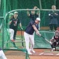 【WBC】村上宗隆がチーム合流、フリー打撃は吉田正尚と同組　外野の大谷翔平が打球処理