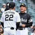【阪神】ソフトバンク小久保監督が藤川監督へ…「石井に対して言葉を」メンバー交換で激励受ける