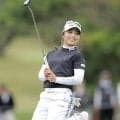 佐久間朱莉が単独トップで最終日へ　永井花奈２位　川崎春花３位　小祝さくら５位　女子ゴルフ第３日