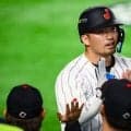 日本の応援団に…紛れていたMLBスター　誠也弾を外野で観戦→ファンと喜び「マジで？」