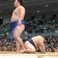 ２１歳・藤ノ川が横綱初挑戦で初金星　「朝から気合が入っていた」　大の里から会心の勝利