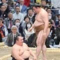 友風が天敵・竜電に敗れて１勝４敗　「いけると思ったのですけどね」