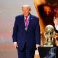 トランプ氏、イランのW杯出場は「適切でない」　FIFA会長とずれ