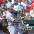阪神・中川がオープン戦２号２ラン