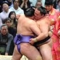 ４１歳の玉鷲が２勝目　初顔合わせも「若い人だと燃える」