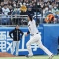 【ヤクルト】川端慎吾、引退セレモニーで涙「お父さん、お母さんのおかげで…」／スピーチ全文