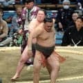 嵐富士、初のストレート勝ち越しも気を引き締める　嵐を起こすのは「これからです」