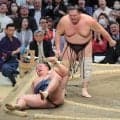 元大関・朝乃山が４１歳の玉鷲を倒し５勝４敗「焦りはあるけど受けいれないといけない」