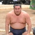 豊昇龍「ああクソッ」モニター台たたき悔しがる、霧島に痛恨黒星で昇進後初優勝遠のく