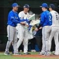 WBC出場の西武、DeNAの選手に花束贈呈　源田壮亮、隅田知一郎、牧秀悟　台湾の西武林安可も
