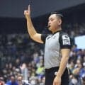 Bリーグが「レフェリーマイク」導入へ…5月のポストシーズンから本格実装、将来的な全試合着用も視野
