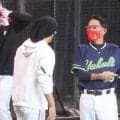 【ヤクルト】池山隆寛監督、日本ハム新庄監督からマスクをプレゼントされる「日曜日につける」