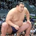 豊昇龍が３敗に踏みとどまる　優勝を争う琴勝峰を３敗に引きずり降ろす　横綱初Ｖあきらめない